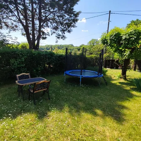 Hébergement de vacances Maison De En Dordogne *